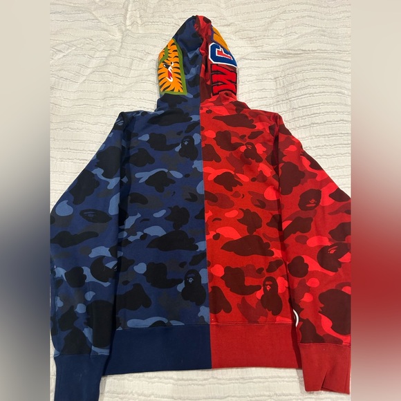 -SOLD- BAPE CAMO SHARK HOODIE - Picture 3 of 11